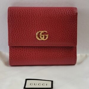 GUCCI GG Marmont Leather Trifold Wallet